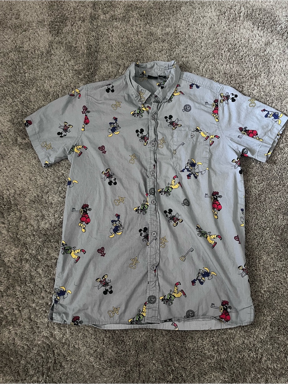 Kingdom Hearts Button Up Short Sleeve Shirt Donald Goofy Mickey Sora Size M Men